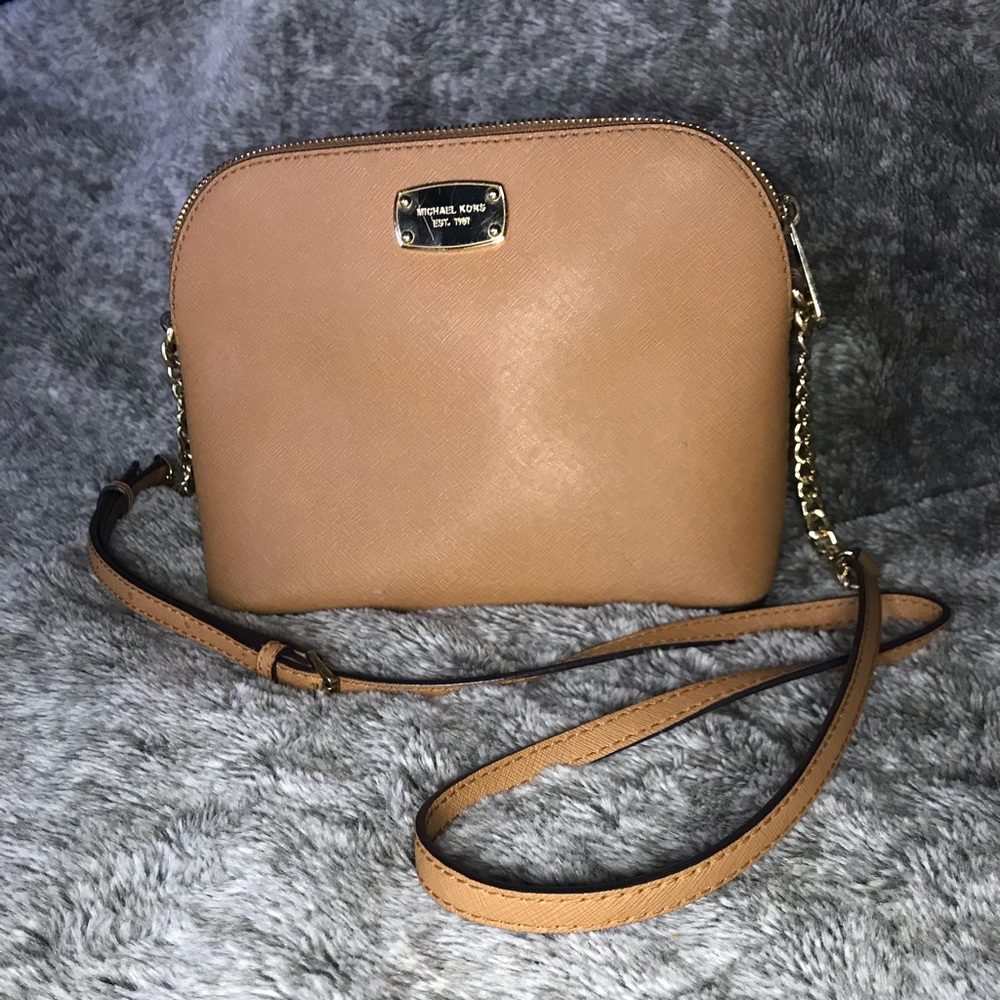 MICHAEL KORS CINDY DOME CROSSBODY